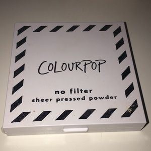 Colourpop No Filter Sheer Pressed Powder | Light